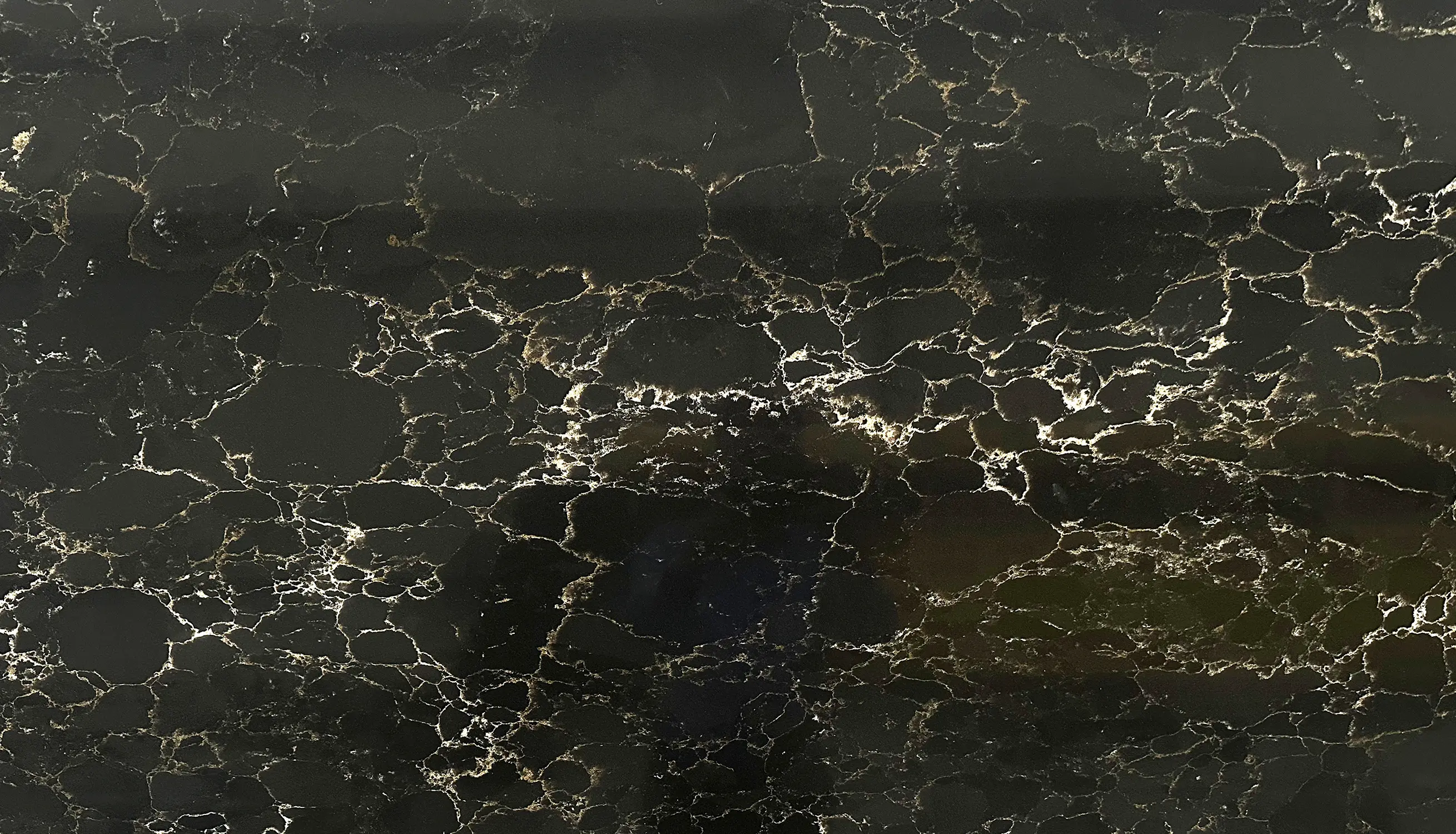 NERO TITANIUM-Close Up